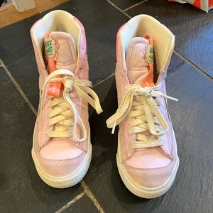 Pink Nike Blazer high tops size 4 youth